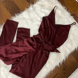 Long burgundy jumpsuit 👒